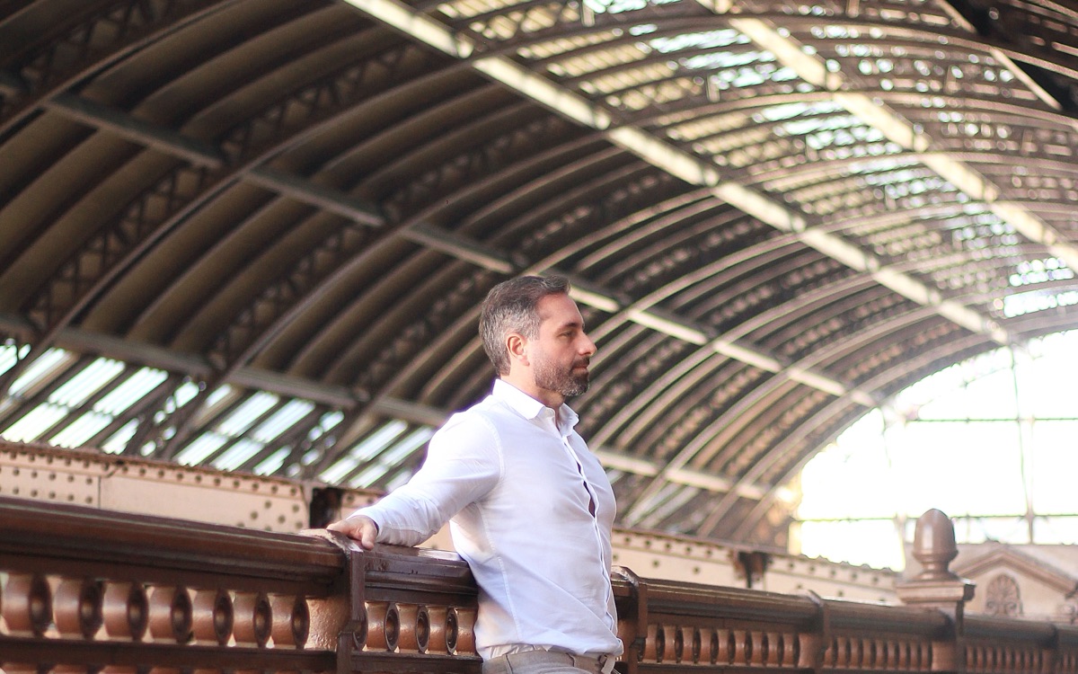 Daniel Bernardo na Estação da Luz